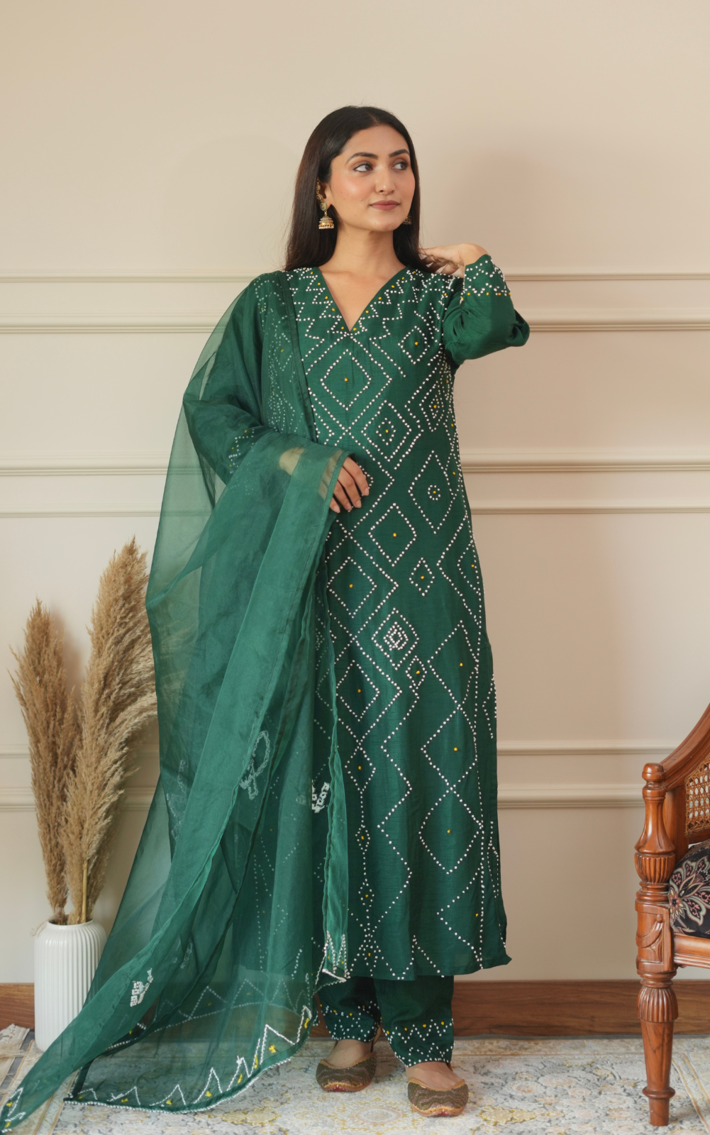 Elegant Green Dola Silk 3-Piece Suit