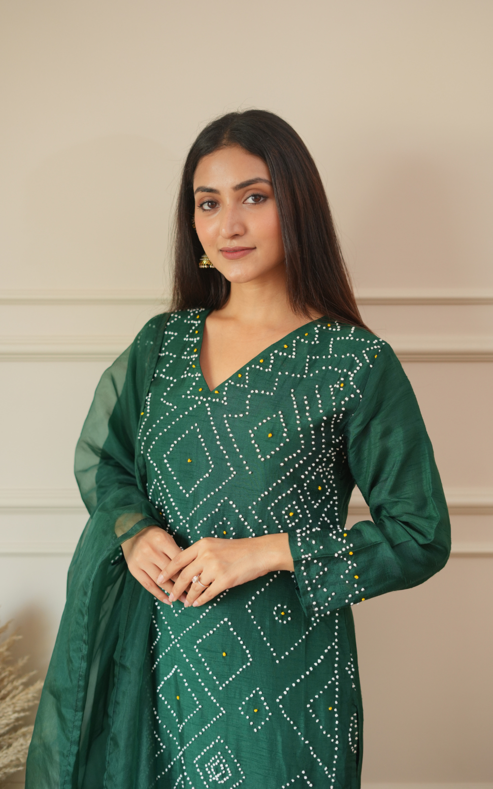 Elegant Green Dola Silk 3-Piece Suit