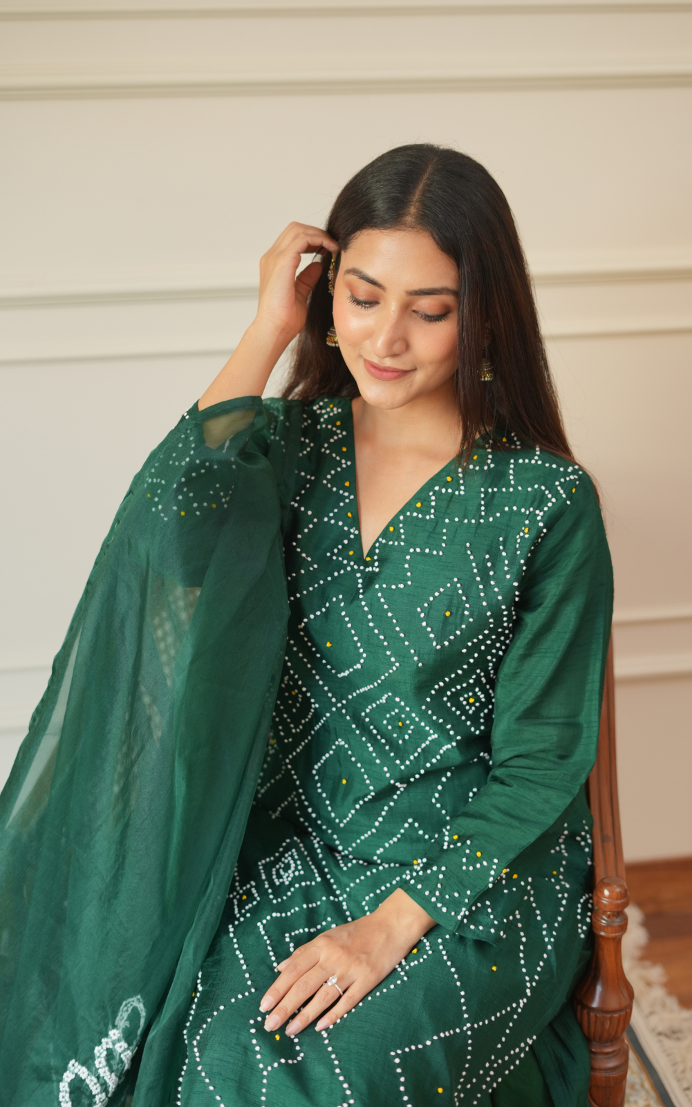 Elegant Green Dola Silk 3-Piece Suit